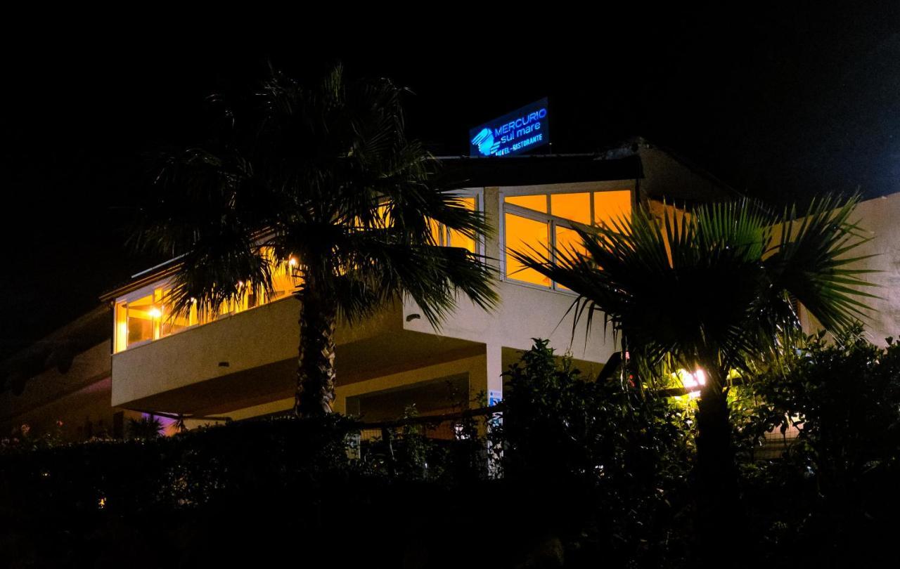 Mercurio Sul Mare - Fish Restaurant And Private Hotel